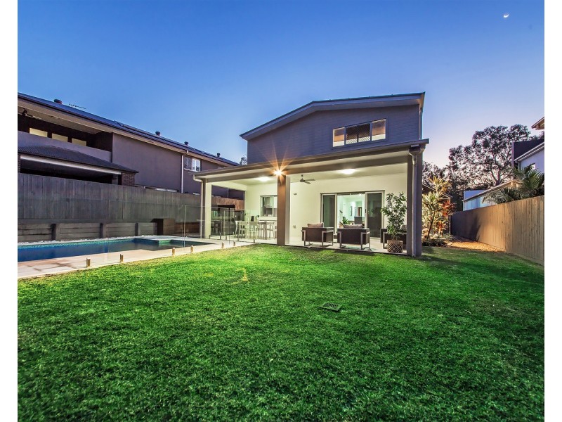 5 Pennington Street, Wakerley QLD 4154