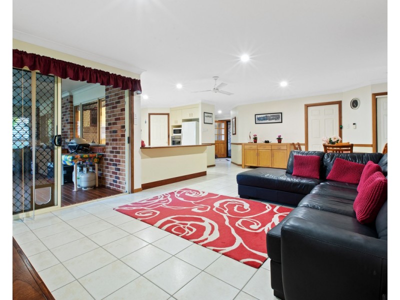 22 Tudar Place, Thornlands QLD 4164