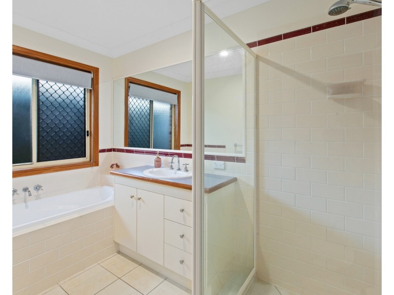 22 Tudar Place, Thornlands QLD 4164