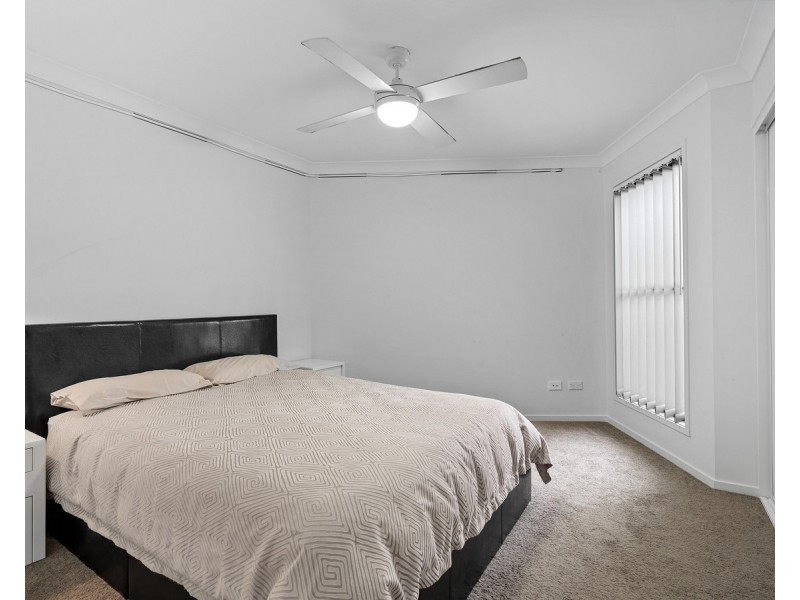 150 Bankswood Drive, Redland Bay QLD 4165