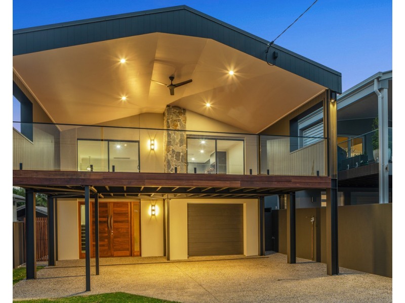 62 Mooroondu Road, Thorneside QLD 4158