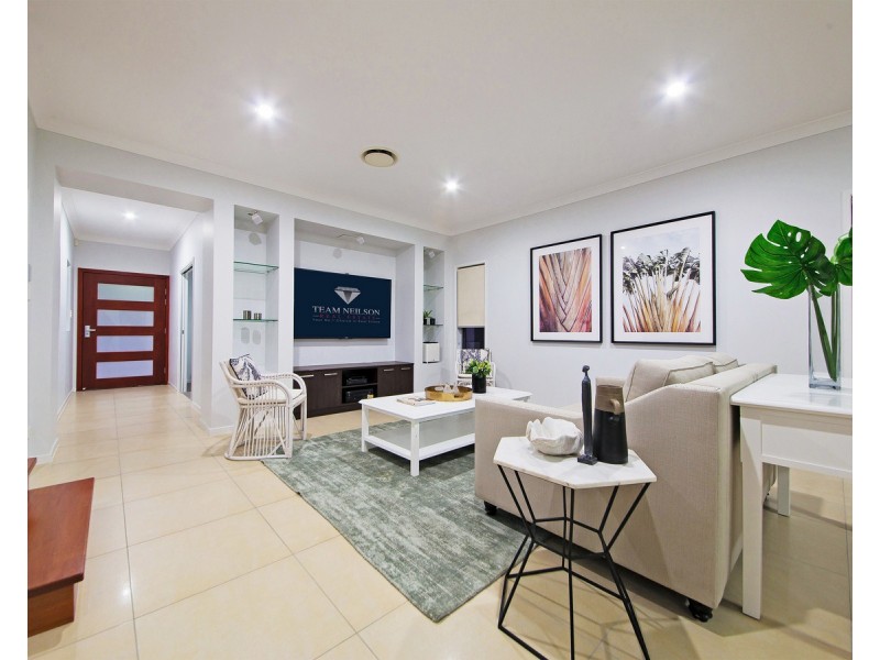 5 Pennington Street, Wakerley QLD 4154