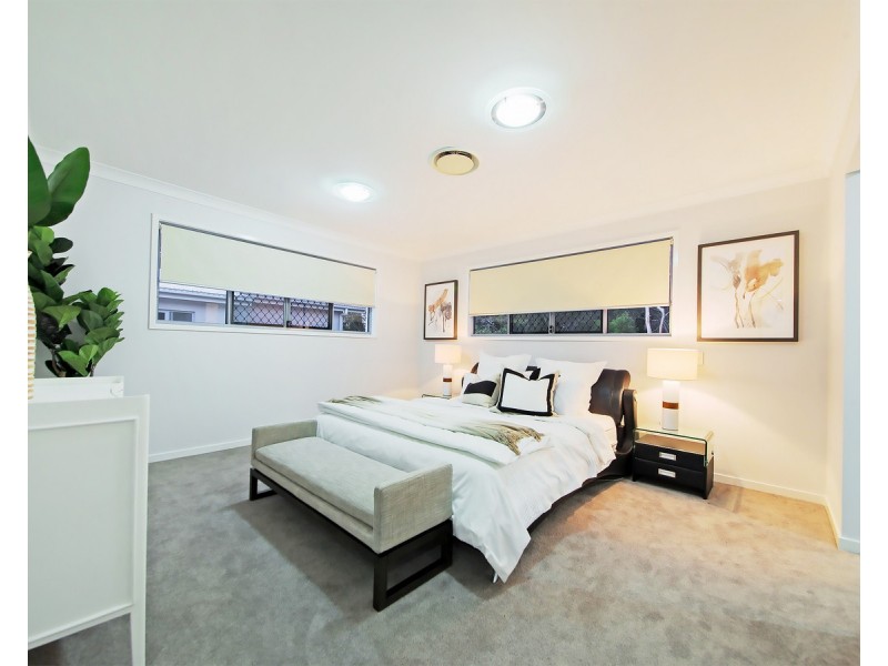 5 Pennington Street, Wakerley QLD 4154