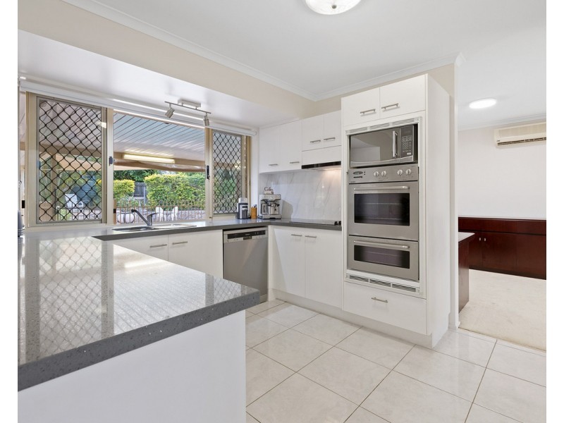 6 Balsa Court, Victoria Point QLD 4165