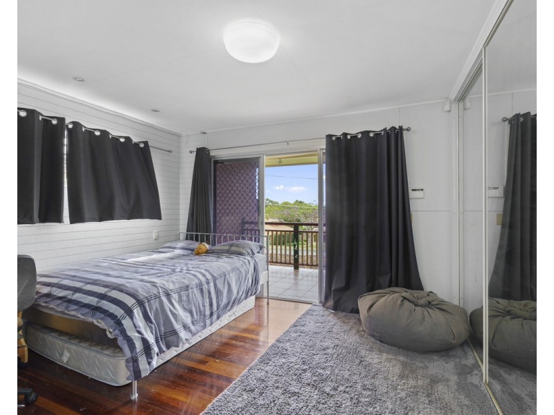 2 Oak Street, Ormiston QLD 4160