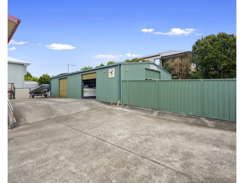 2 Oak Street, Ormiston QLD 4160