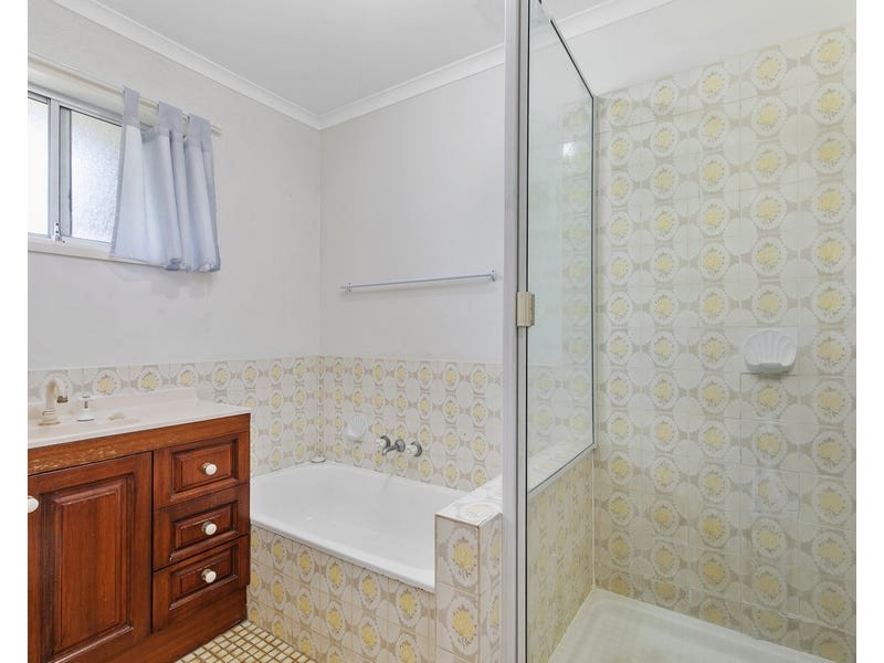 4 Marginalia Street, Cleveland QLD 4163