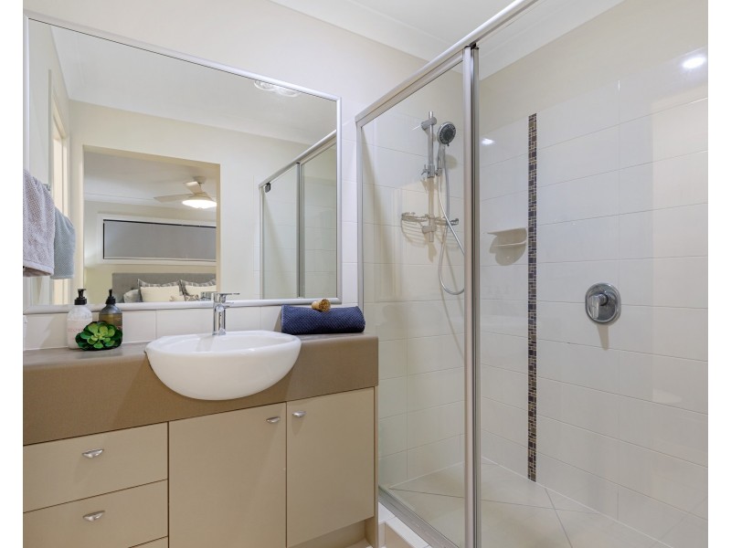 13 Waterville Drive, Thornlands QLD 4164