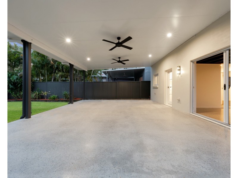 62 Mooroondu Road, Thorneside QLD 4158