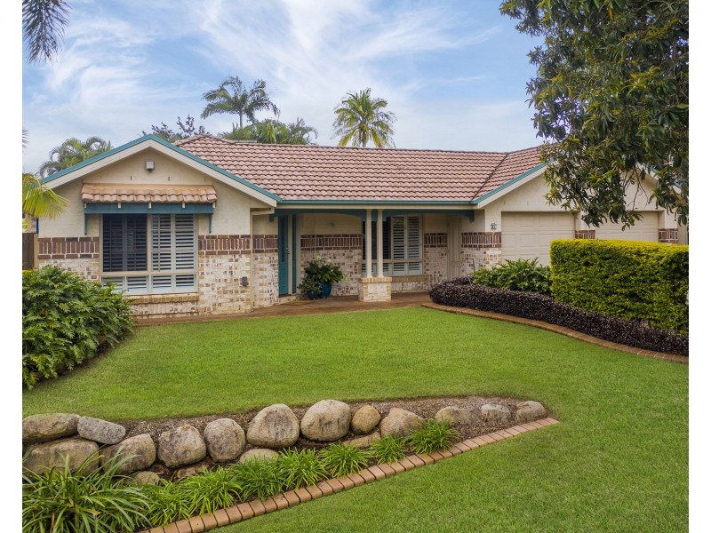 4 Hilary Avenue, Redland Bay QLD 4165