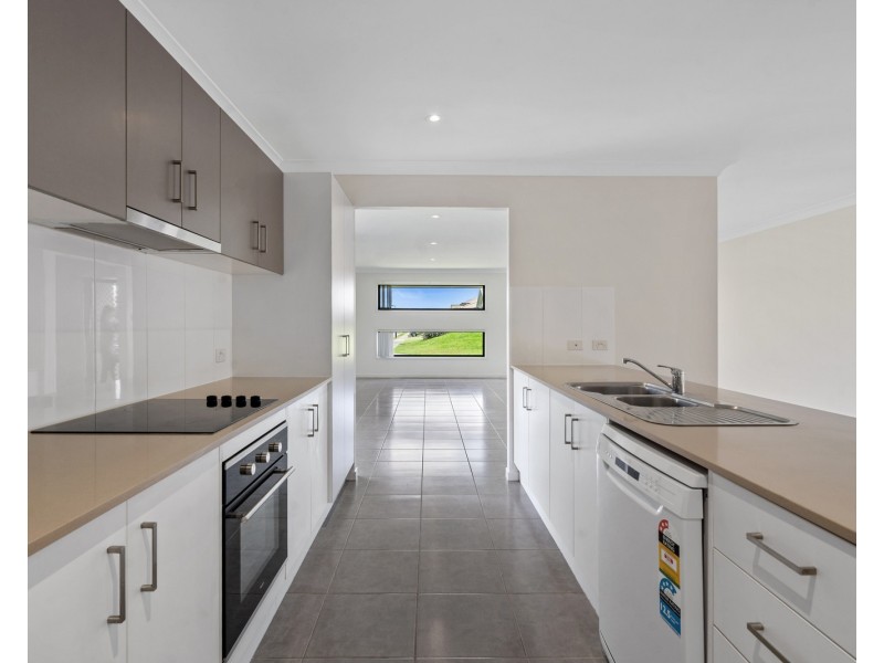 57 Baden Jones Way, North Booval QLD 4304