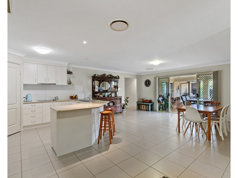 46 Barramul Place, Thornlands QLD 4164