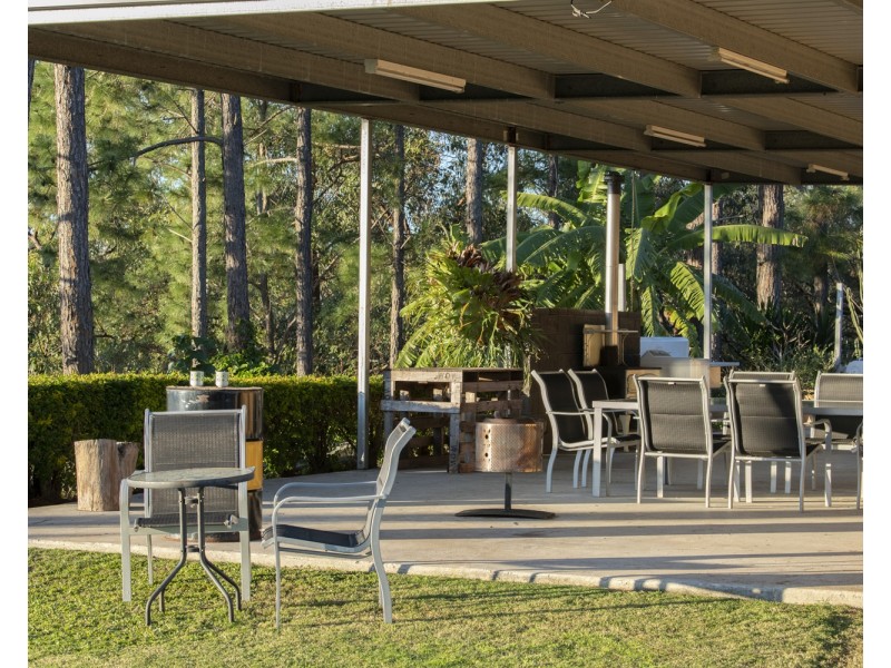 62 Giles Road, Redland Bay QLD 4165