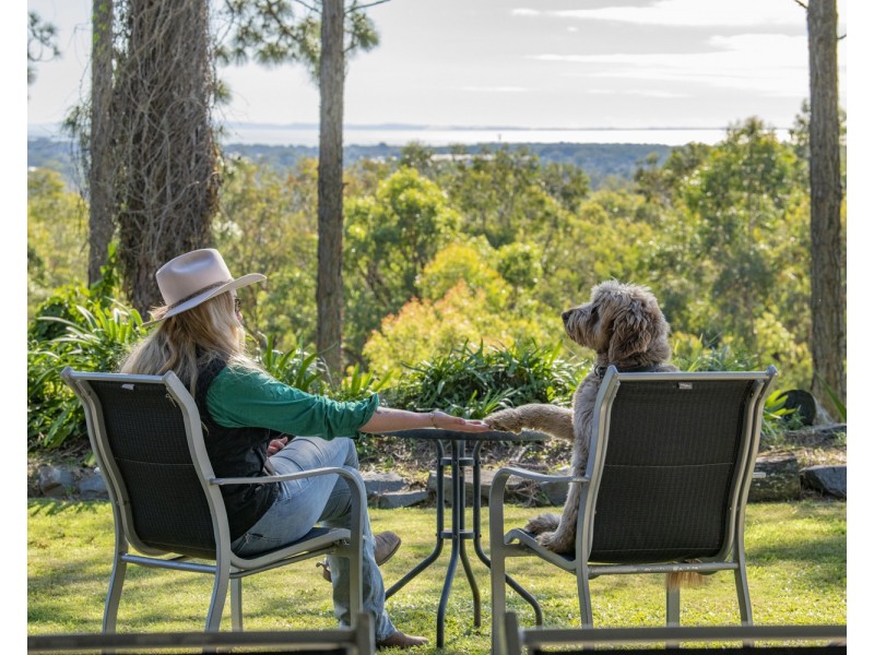 62 Giles Road, Redland Bay QLD 4165