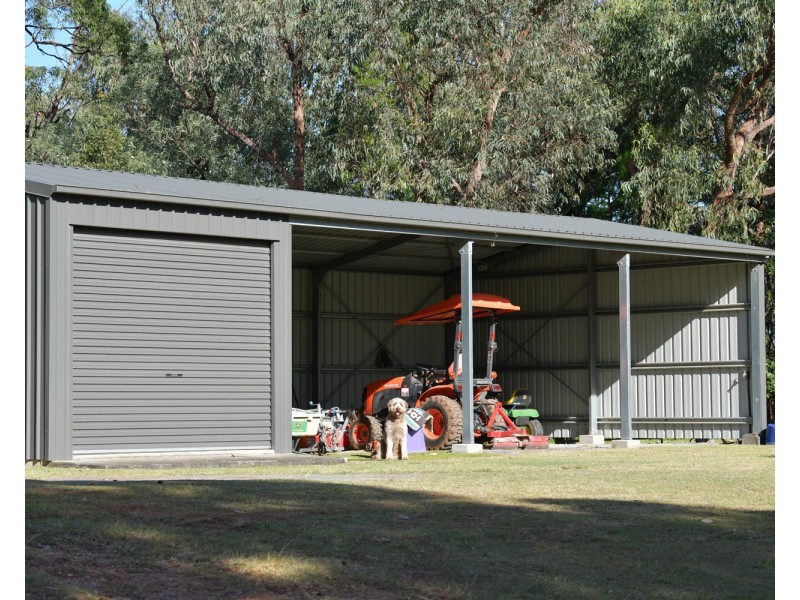 62 Giles Road, Redland Bay QLD 4165