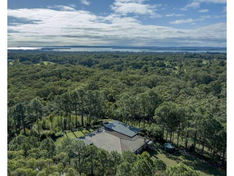 62 Giles Road, Redland Bay QLD 4165