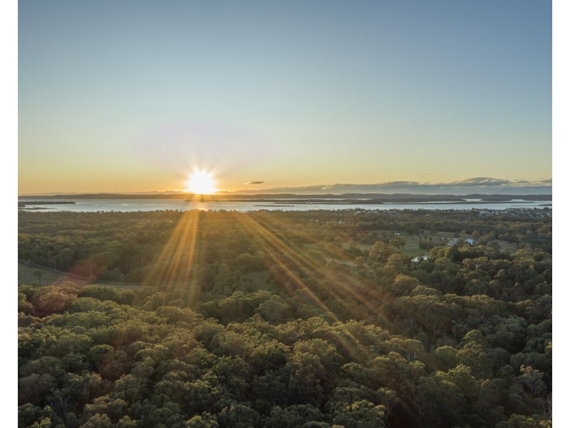 62 Giles Road, Redland Bay QLD 4165