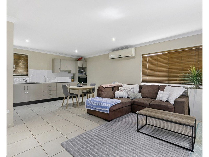 1/143-145 Allenby Road, Wellington Point QLD 4160