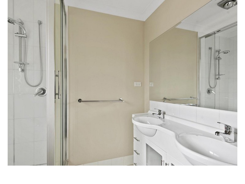 1/143-145 Allenby Road, Wellington Point QLD 4160