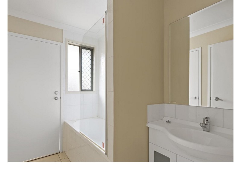 1/143-145 Allenby Road, Wellington Point QLD 4160