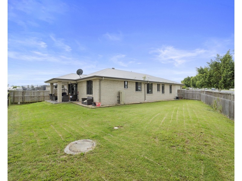 13 Hirono Close, Leichhardt QLD 4305