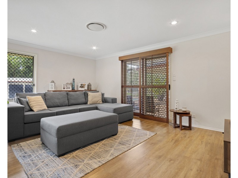 17 Malcomia Street, Redland Bay QLD 4165