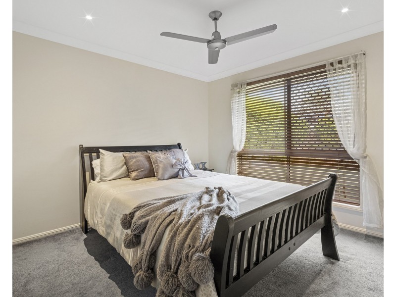 17 Malcomia Street, Redland Bay QLD 4165