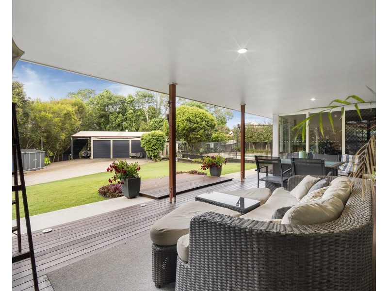 17 Malcomia Street, Redland Bay QLD 4165