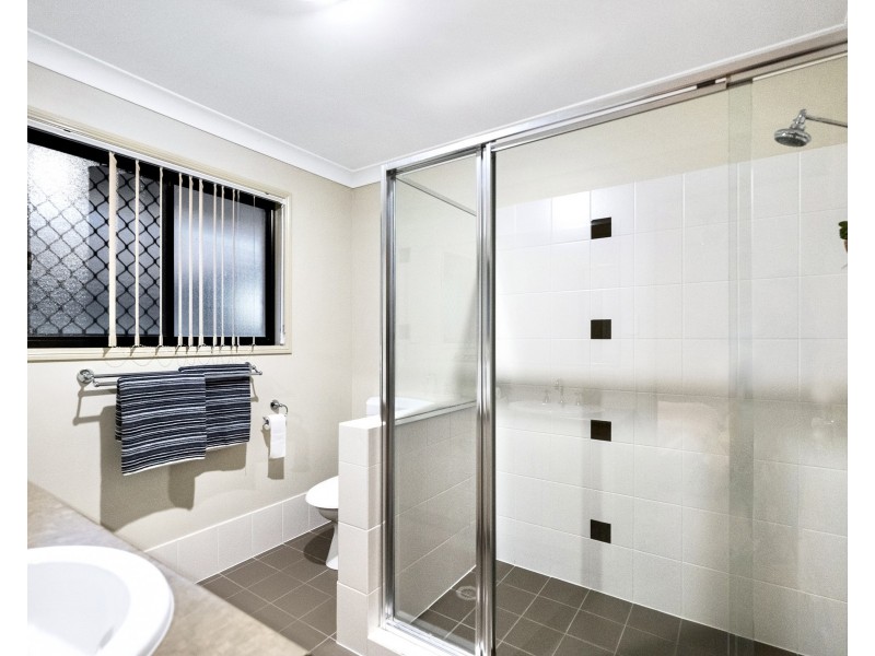 1 Jenmar Court, Thornlands QLD 4164