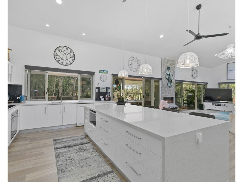 2-14 Muriel Street, Redland Bay QLD 4165