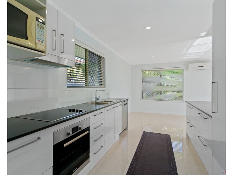 40 Kennedy Drive, Capalaba QLD 4157