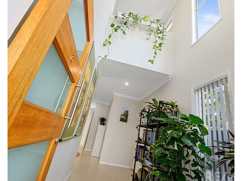 3/4 Russell Street, Cleveland QLD 4163