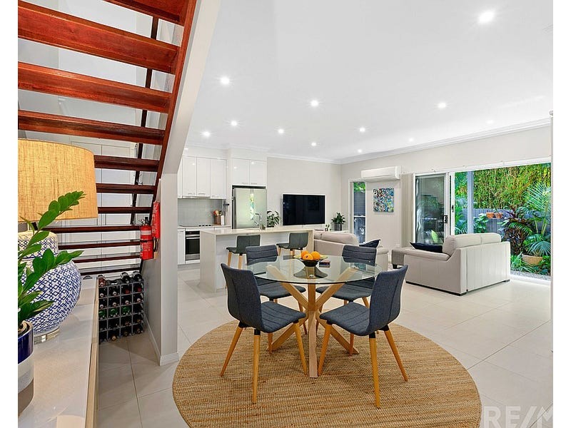 3/4 Russell Street, Cleveland QLD 4163