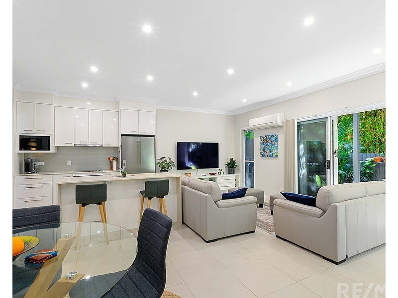 3/4 Russell Street, Cleveland QLD 4163