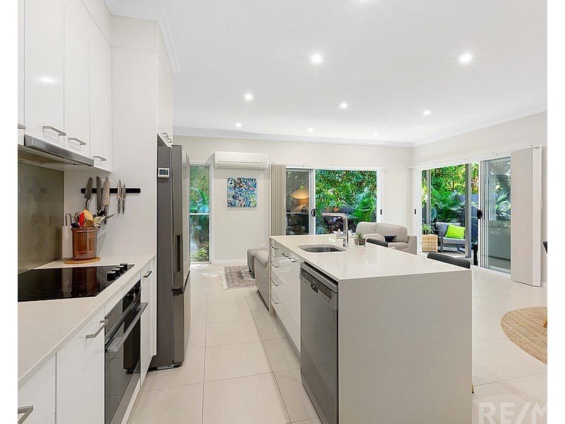 3/4 Russell Street, Cleveland QLD 4163