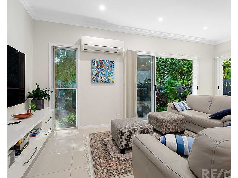 3/4 Russell Street, Cleveland QLD 4163