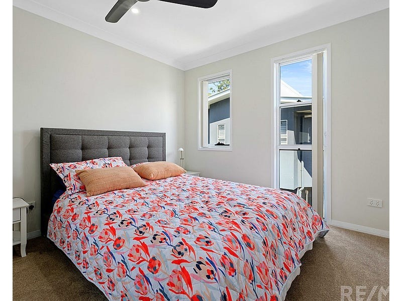 3/4 Russell Street, Cleveland QLD 4163