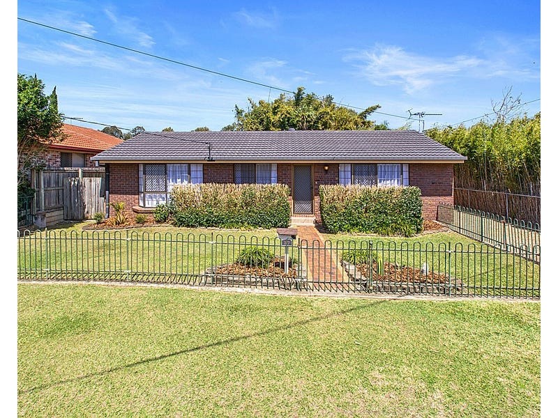 37 Macfarlan Street, Birkdale QLD 4159