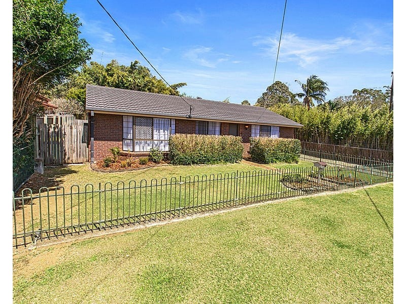 37 Macfarlan Street, Birkdale QLD 4159