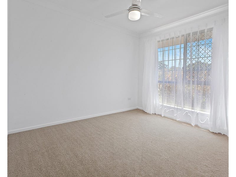 37 Macfarlan Street, Birkdale QLD 4159