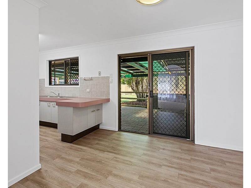 37 Macfarlan Street, Birkdale QLD 4159