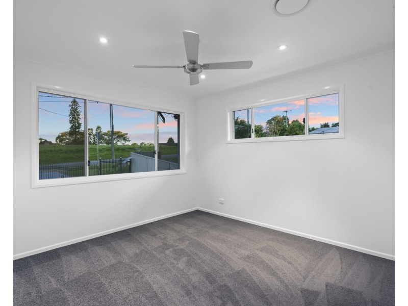 16 Kinross Road, Thornlands QLD 4164