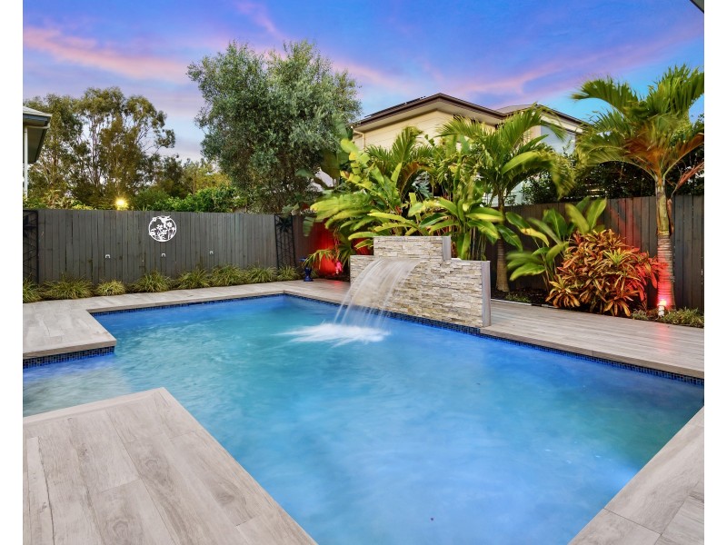 4 Seaspray Street, Thornlands QLD 4164