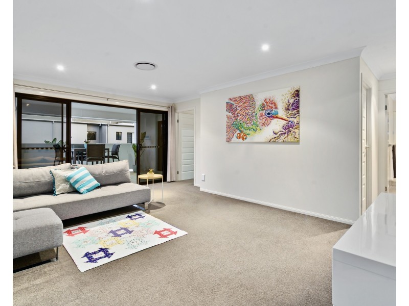 4 Seaspray Street, Thornlands QLD 4164