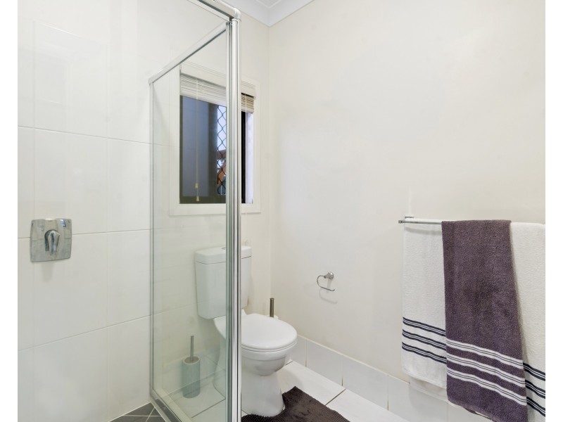 4 Seaspray Street, Thornlands QLD 4164