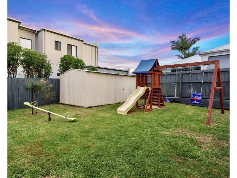 4 Seaspray Street, Thornlands QLD 4164