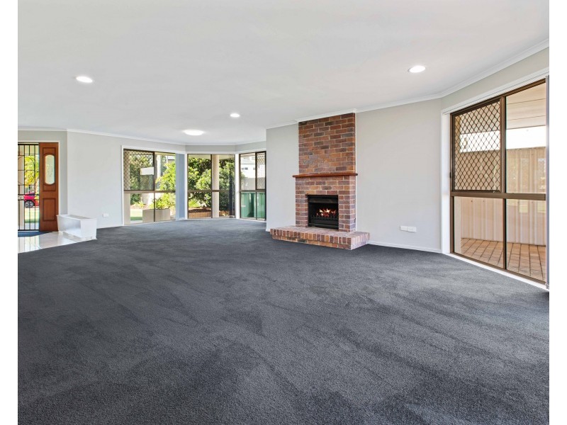 33 Seacrest Court, Raby Bay QLD 4163