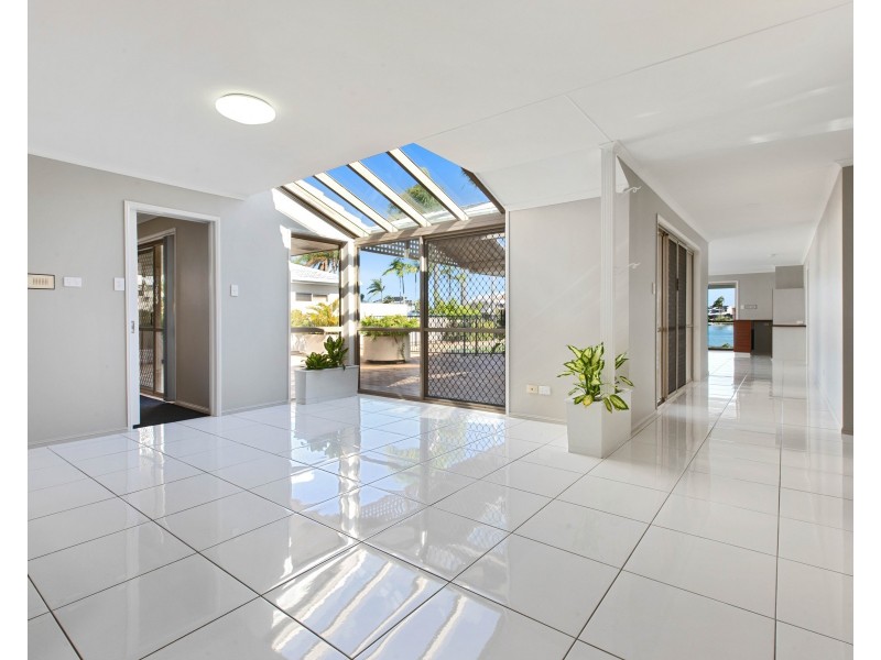 33 Seacrest Court, Raby Bay QLD 4163
