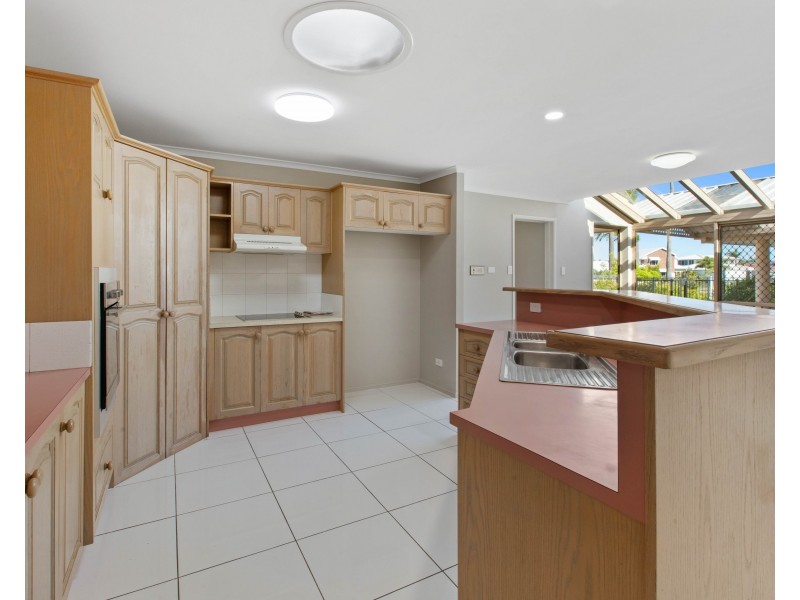 33 Seacrest Court, Raby Bay QLD 4163
