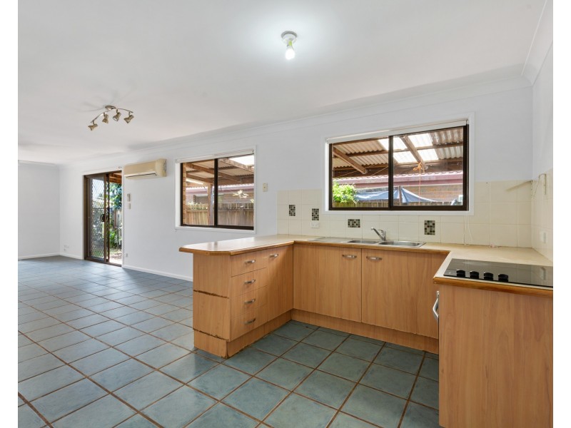 222 Cane Street, Redland Bay QLD 4165